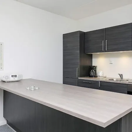 Lxxxii Appartement *